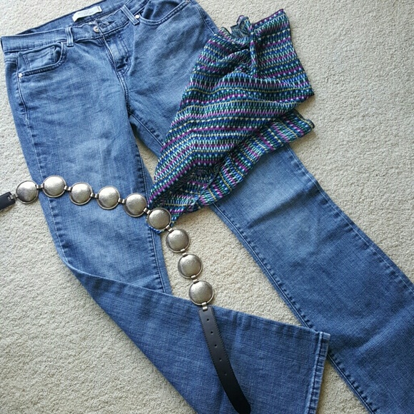 Levi's 515 BOOT CUT mid rise Jeans - Picture 4 of 6